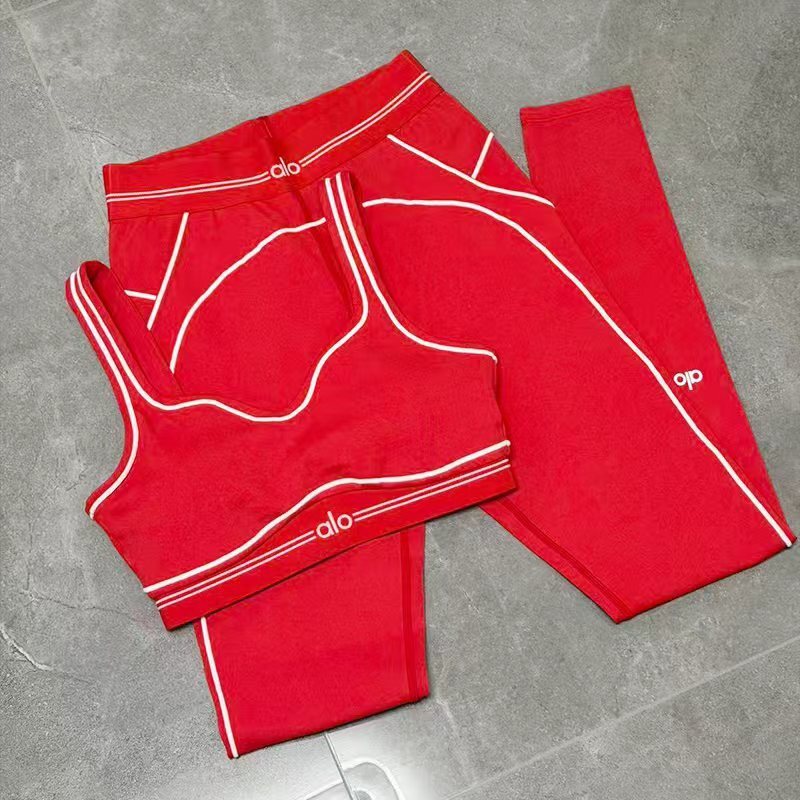 Luxury-Inspired Seamless Activewear Set