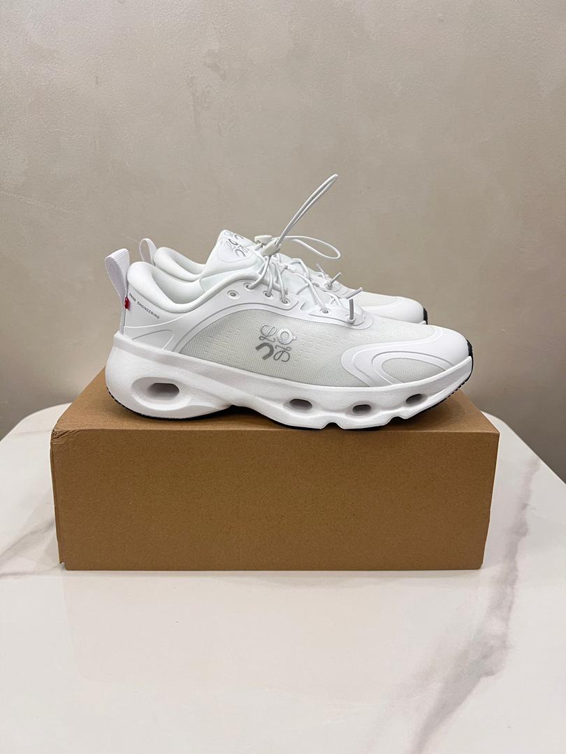 White Cloud Chunky Sneakers (Inspired Design)
